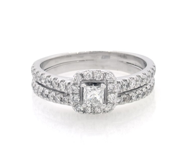 Main Image 1 of Previously Owned Neil Lane Princess-Cut Diamond Halo Bridal Set 1 ct tw 14K White Gold Size 9