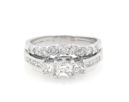Previously Owned Princess-Cut Diamond Three-Stone Bridal Set 1-1/3 ct tw 14K White Gold Size 6.75