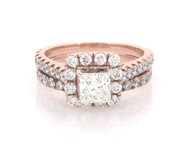 Main Image 1 of Previously Owned Neil Lane Princess-Cut Diamond Halo Bridal Set 2-1/2 ct tw 14K Rose Gold Size 7.75