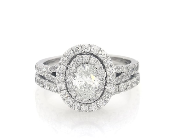 Previously Owned Neil Lane Oval-Cut Diamond Double Halo Bridal Set 1-1/2 ct tw 14K White Gold Size 4.75