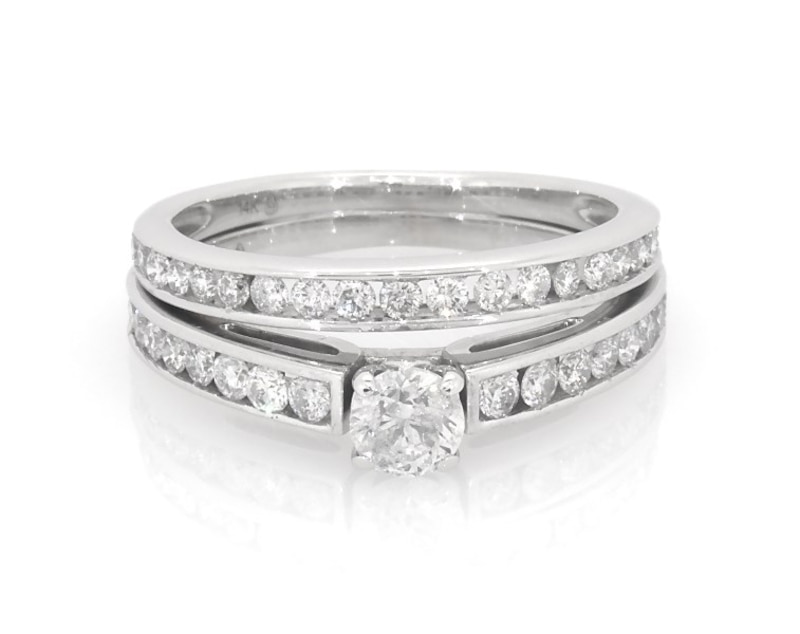 Main Image 1 of Previously Owned Round-Cut Diamond Bridal Set 1 ct tw 14K White Gold Size 6.75