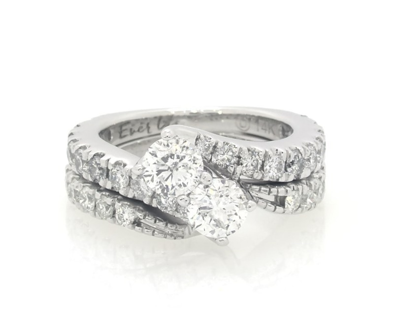 Main Image 1 of Previously Owned Ever Us Round-Cut Diamond Two-Stone Bridal Set 2 ct tw 14K White Gold Size 4.5