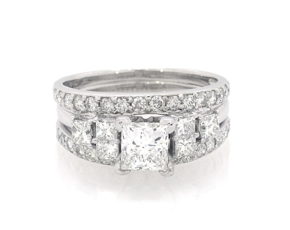 Previously Owned Princess-Cut Diamond Bridal Set 1-7/8 ct tw 14K White Gold & Platinum Size 6.75