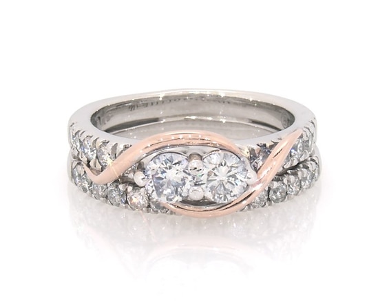 Previously Owned Round-Cut Diamond Two-Stone Bridal Set 1-1/3 ct tw 14K Two-Tone Gold 6.75
