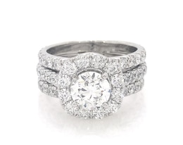 Previously Owned Neil Lane Round-Cut Diamond Halo Bridal Set 4 ct tw 14K White Gold Size 7