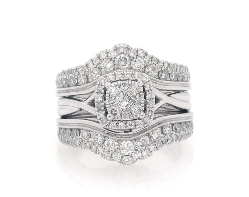 Main Image 1 of Previously Owned Princess & Round-Cut Multi-Diamond Bridal Set 1-1/4 ct tw 10K & 14K White Gold Size 7.5