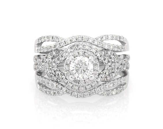 Previously Owned Round-Cut Diamond Halo Bridal Set 1-1/4 ct tw 14K White Gold Size 5.75