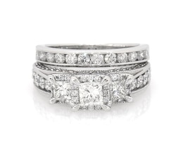 Previously Owned Princess-Cut Diamond Three-Stone Bridal Set 1-7/8 ct tw 10K & 14K White Gold Size 6.75