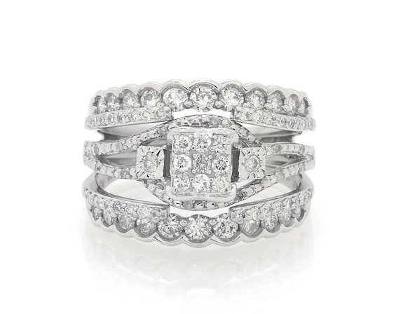 Previously Owned Multi-Diamond Bridal Set 1-1/8 ct tw 10K & 14K White Gold Size 8