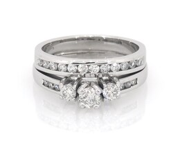 Previously Owned Round-Cut Diamond Three-Stone Bridal Set 5/8 ct tw 14K White Gold Size 8