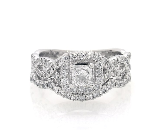 Previously Owned Neil Lane Princess-Cut Diamond Halo Bridal Set 1-1/4 ct tw 14K White Gold Size 6
