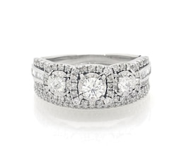 Previously Owned Round-Cut Diamond Three-Stone Bridal Set 1-1/5 ct tw 10K White Gold Size 9