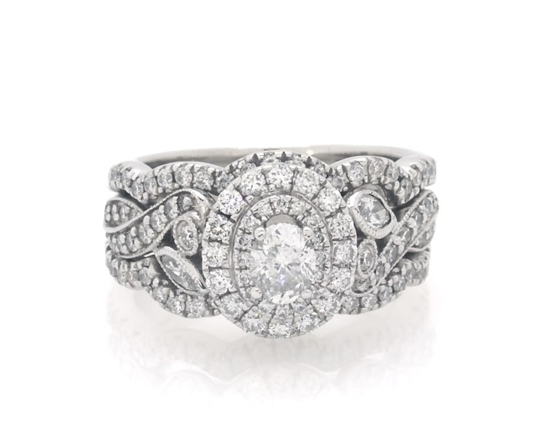 Main Image 1 of Previously Owned Neil Lane Oval-Cut Diamond Double Halo Bridal Set 1-1/4 ct tw 14K White Gold Size 5