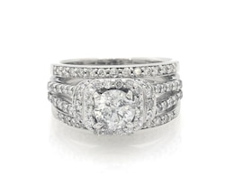 Previously Owned Round-Cut Diamond Halo Bridal Set 1-5/8 ct tw 14K White Gold Size 5.75