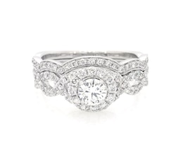 Previously Owned Neil Lane Round-Cut Diamond Halo Bridal Set 1-1/6 ct tw 14K White Gold Size 6.5