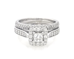 Previously Owned Princess-Cut Diamond Halo Bridal Set 7/8 ct tw 14K White Gold Size 5.75