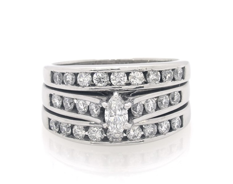Main Image 1 of Previously Owned Marquise-Cut Diamond Bridal Set 1-1/3 ct tw 14K White Gold Size 7.5