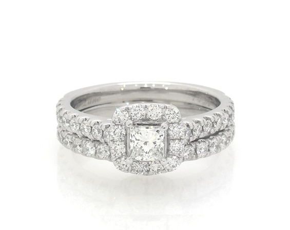 Previously Owned Princess-Cut Diamond Halo Bridal Set 1-1/6 ct tw 14K White Gold 6