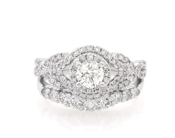 Previously Owned Round-Cut Diamond Halo Bridal Set 1-1/3 ct tw 14K White Gold Size 6.5