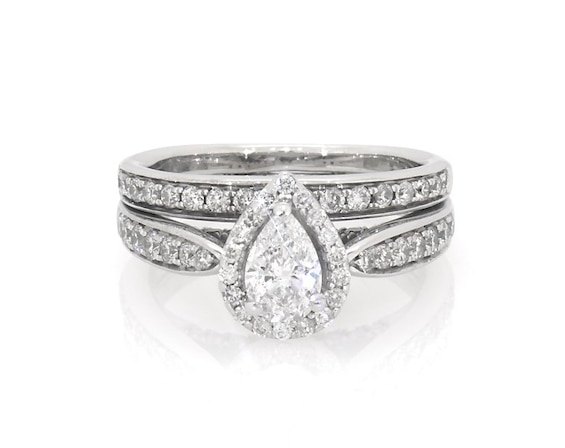Previously Owned Pear-Shaped Diamond Halo Bridal Set 1-1/8 ct tw 14K White Gold Size 6