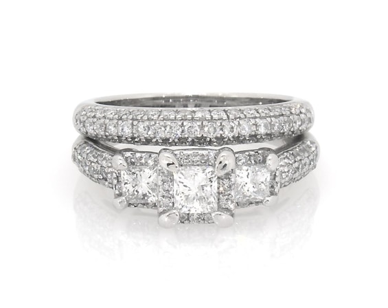 Previously Owned Princess-Cut Diamond Three-Stone Bridal Set 1-1/3 ct tw 14K White Gold Size