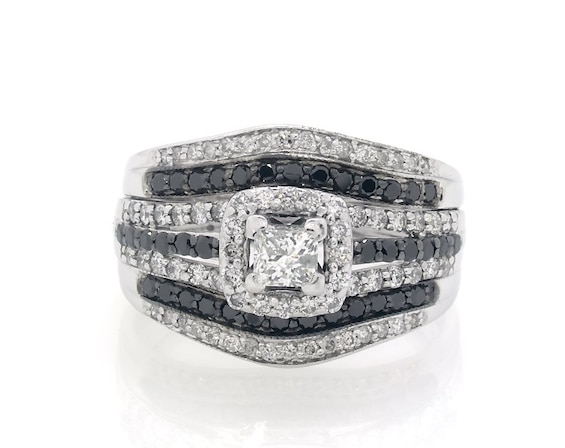 Previously Owned Princess-Cut White Diamond & Black Diamond Bridal Set 1-3/8 ct tw 14K White Gold Size 10