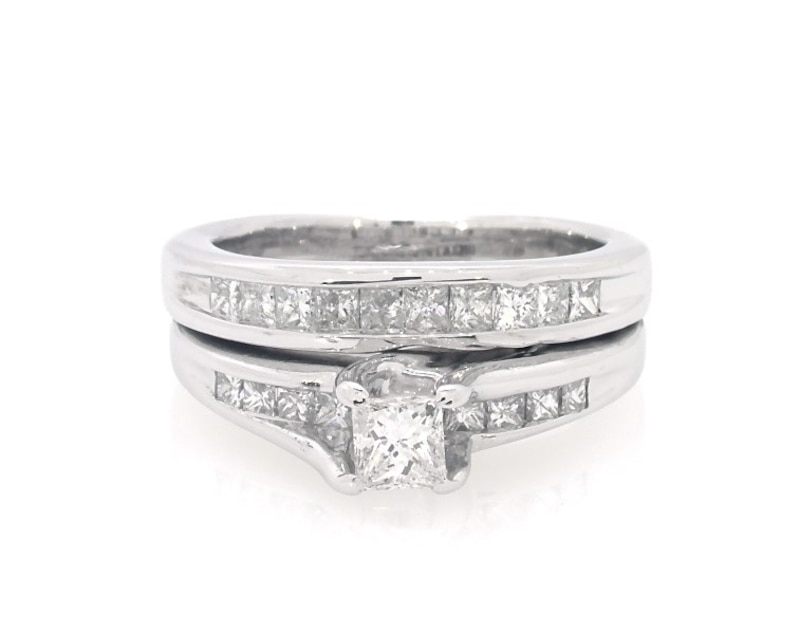 Main Image 1 of Previously Owned Princess-Cut Diamond Bridal Set 5/8 ct tw 14K White Gold Size 4.5
