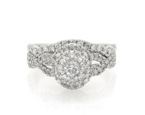 Previously Owned Round-Cut Diamond Halo Bridal Set 1-1/5 ct tw 14K White Gold Size 6.75
