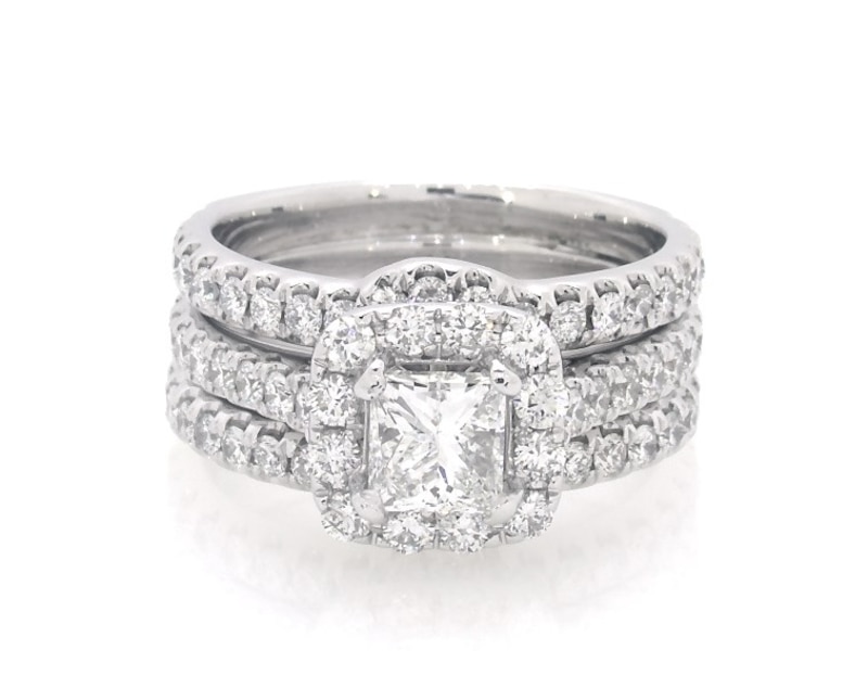 Main Image 1 of Previously Owned Neil Lane Princess-Cut Diamond Halo Bridal Set 2-1/8 ct tw 14K White Gold Size 5.5