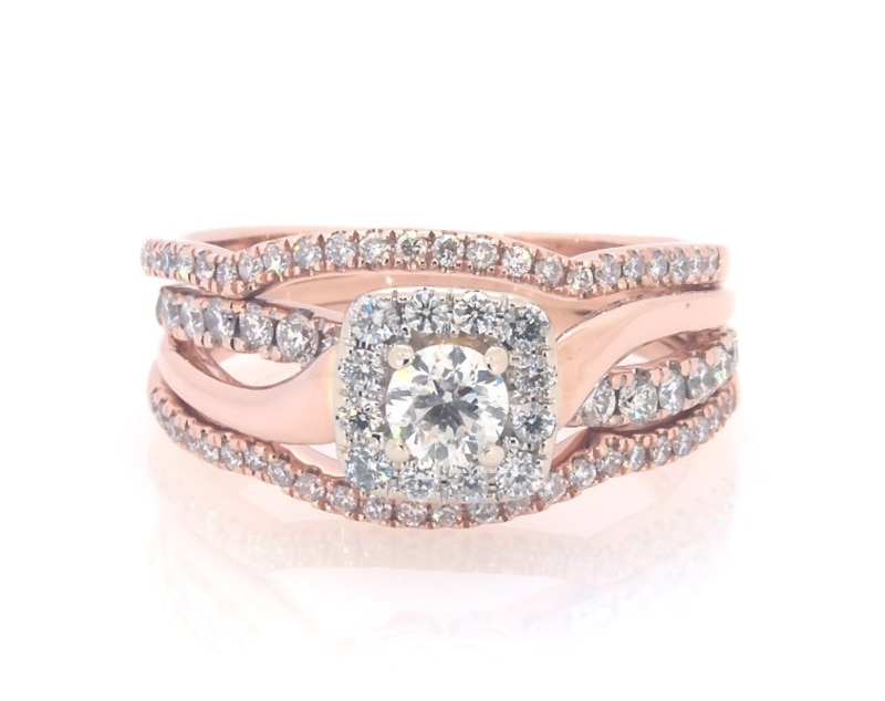 Main Image 1 of Previously Owned Diamond Bridal Set 7/8 ct tw 14K Two-Tone Gold Size 6.25