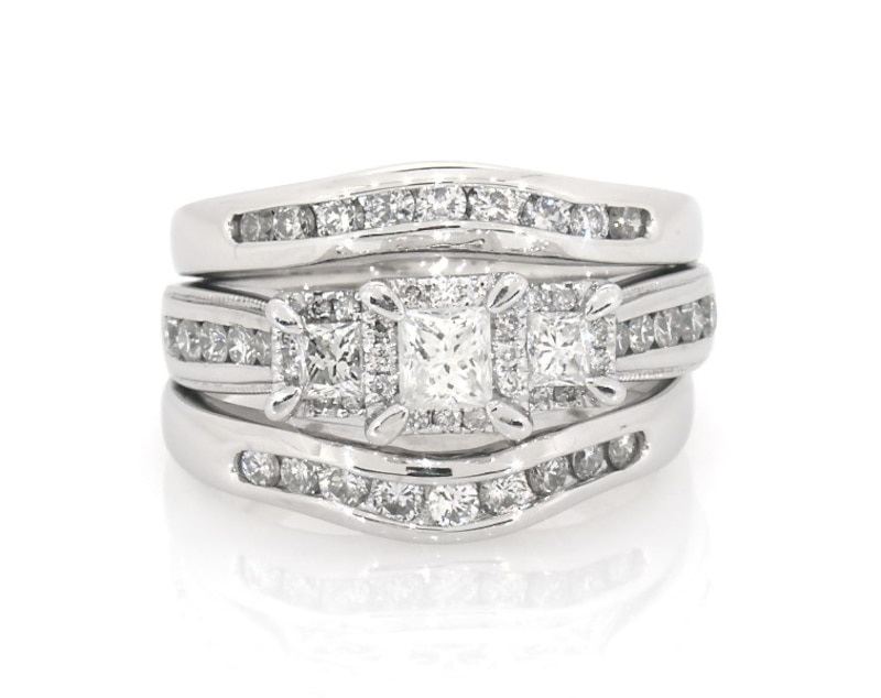 Main Image 1 of Previously Owned Princess-Cut Diamond Three-Stone Halo Bridal Set 1-3/8 ct tw 14K White Gold Size 7.5