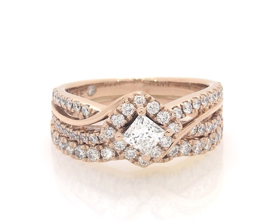 Previously Owned THE LEO Diamond Princess-Cut Halo Bridal Set 1-1/6 ct tw 14K Rose Gold Size 6.5