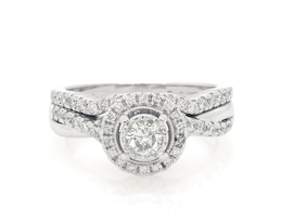 Previously Owned Round-Cut Diamond Halo Bridal Set 7/8 ct tw 14K White Gold Size 7.75