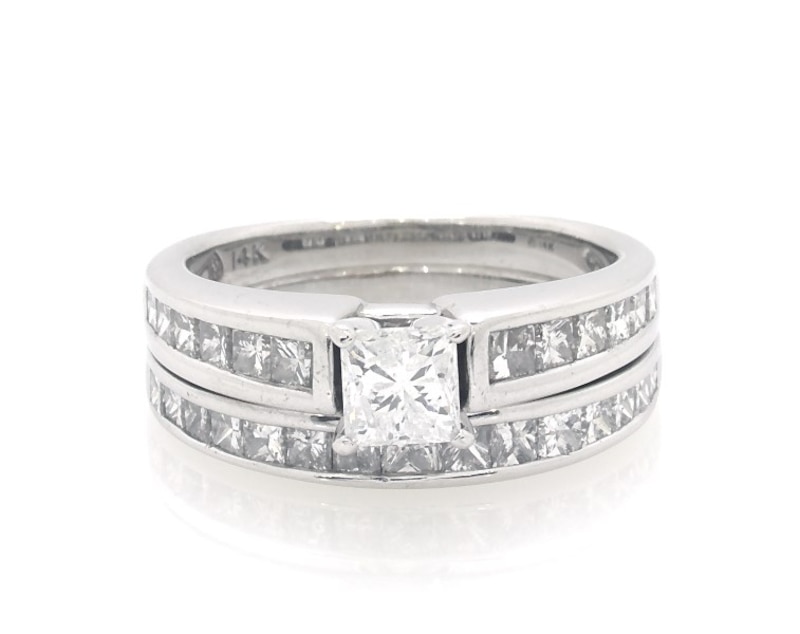 Main Image 1 of Previously Owned Princess-Cut Diamond Bridal Set 1-7/8 ct tw 14K White Gold Size 6.75