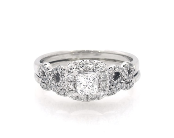 Previously Owned Princess-Cut Diamond Halo Bridal Set 1 ct tw 14K White Gold Size