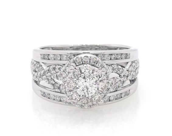 Previously Owned Round-Cut Diamond Halo Bridal Set 1-1/5 ct tw 14K White Gold Size 7.25