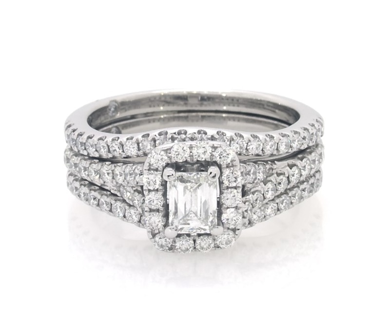 Main Image 1 of Previously Owned Emerald-Cut Diamond Halo Bridal Set 1-1/3 ct tw 14K White Gold Size 6.75