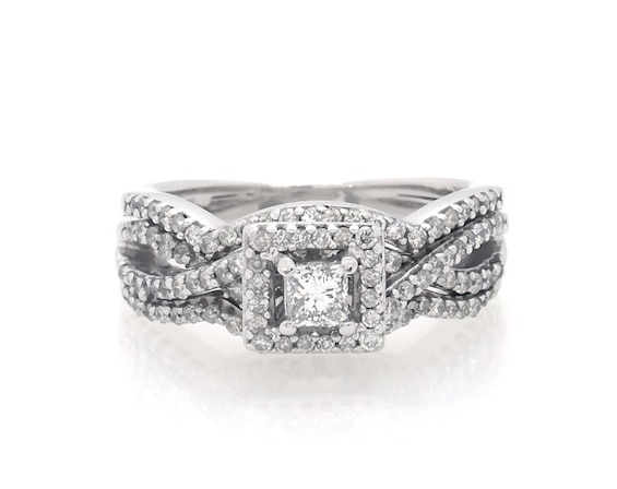 Previously Owned Princess-Cut Diamond Halo Bridal Set 5/8 ct tw 14K White Gold Size 5.5
