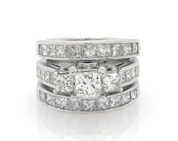 Previously Owned Princess-Cut Diamond Three-Stone Bridal Set 3-7/8 ct tw 14K White Gold Size 5.75