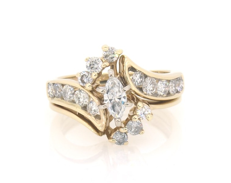 Main Image 1 of Previously Owned Marquise-Cut Diamond Bypass Bridal Set 7/8 ct tw 14K Yellow Gold Size 5.25