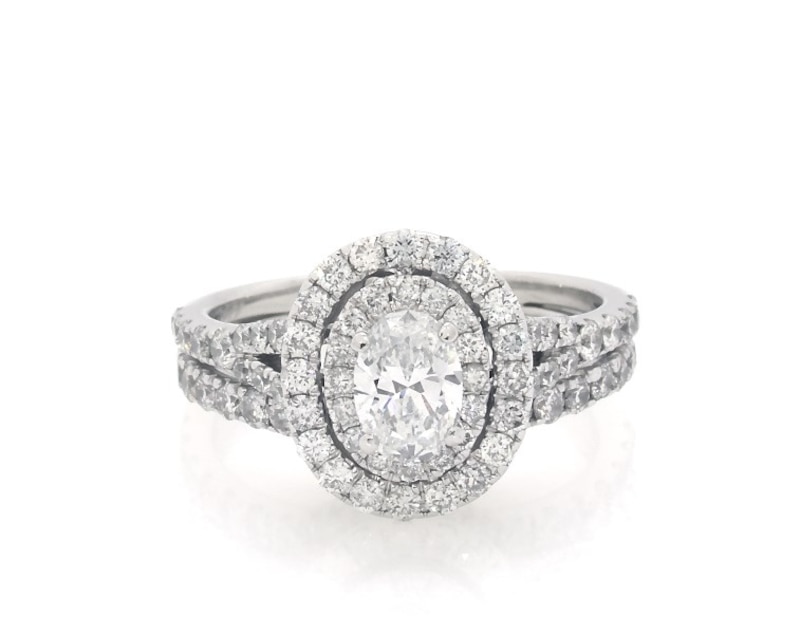Main Image 1 of Previously Owned Neil Lane Oval-Cut Diamond Double Halo Bridal Set 1-1/2 ct tw 14K White Gold Size 3.75