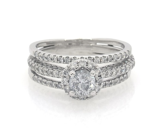 Previously Owned Round-Cut Diamond Halo Bridal Set 1-1/5 ct tw 14K White Gold Size 5.75