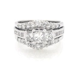Previously Owned Princess-Cut Diamond Three-Stone Bridal Set 2-1/5 ct tw 14K White Gold Size 8.25