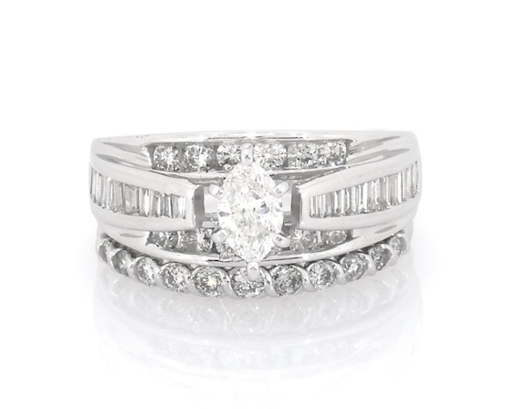 Previously Owned Marquise-Cut Diamond Bridal Set 1-1/5 ct tw 10K White Gold Size 5.25