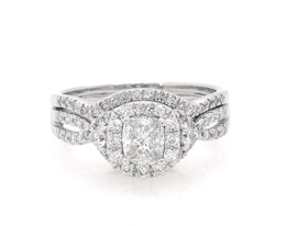 Previously Owned Pie-Cut Multi-Diamond Halo Bridal Set 7/8 ct tw 14K White Gold Size 8.75