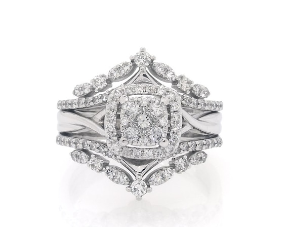 Previously Owned Multi-Diamond Halo Bridal Set 3/4 ct tw 10K White Gold Size 6.5