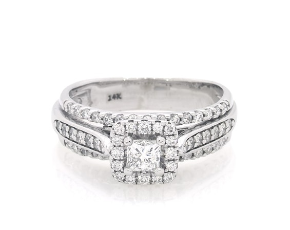 Previously Owned Princess-Cut Diamond Halo Bridal Set 1 ct tw 14K White Gold Size 9.25