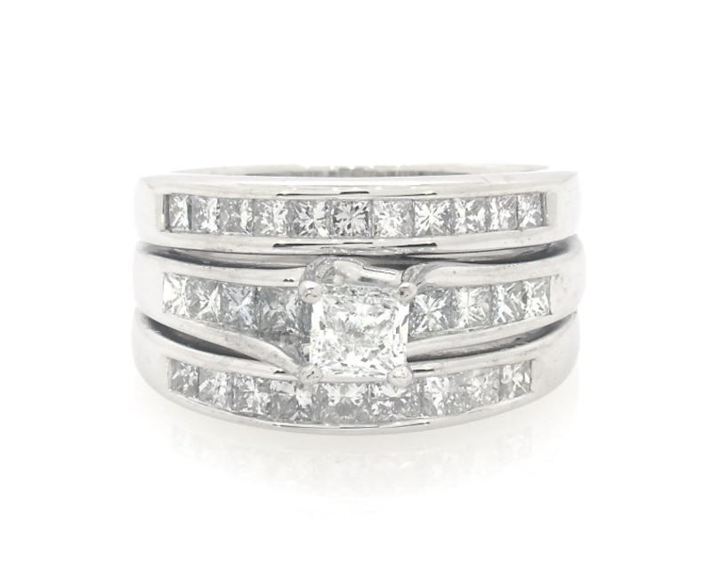 Main Image 1 of Previously Owned Princess-Cut Diamond Bridal Set 1-3/4 ct tw 10K White Gold Size 7