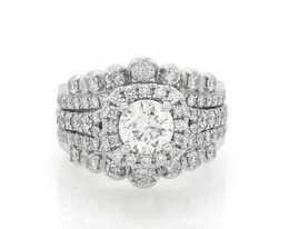Previously Owned THE LEO Diamond Round-Cut Halo Bridal Set 2-1/3 ct tw 14K White Gold Size 5.5