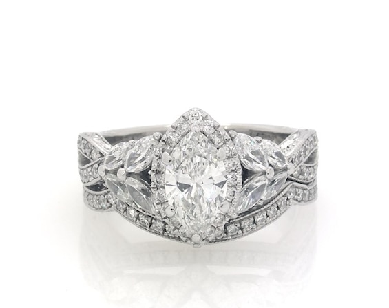 Previously Owned Neil Lane Marquise-Cut Diamond Halo Bridal Set 1-1/2 ct tw 14K White Gold Size 5.25